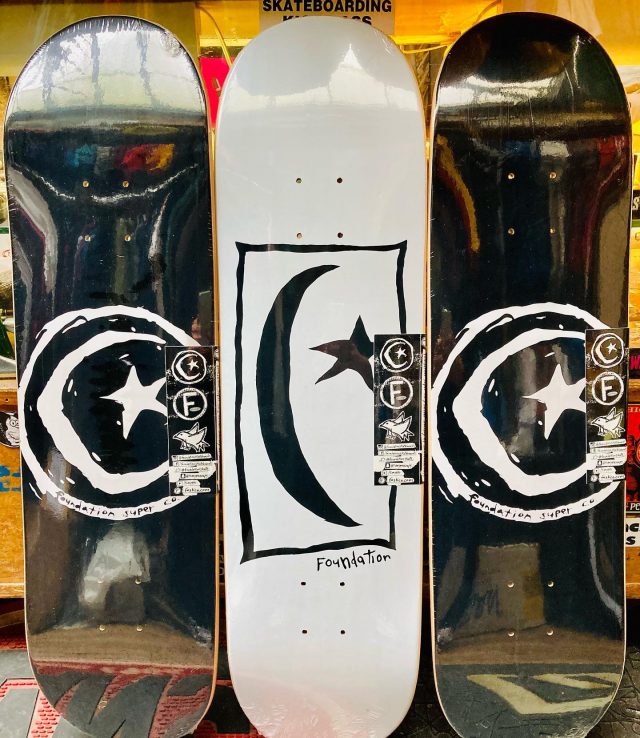 FONDATION 🤍🖤 #deck #board #skate #skateshop #paris #fondationskateboards